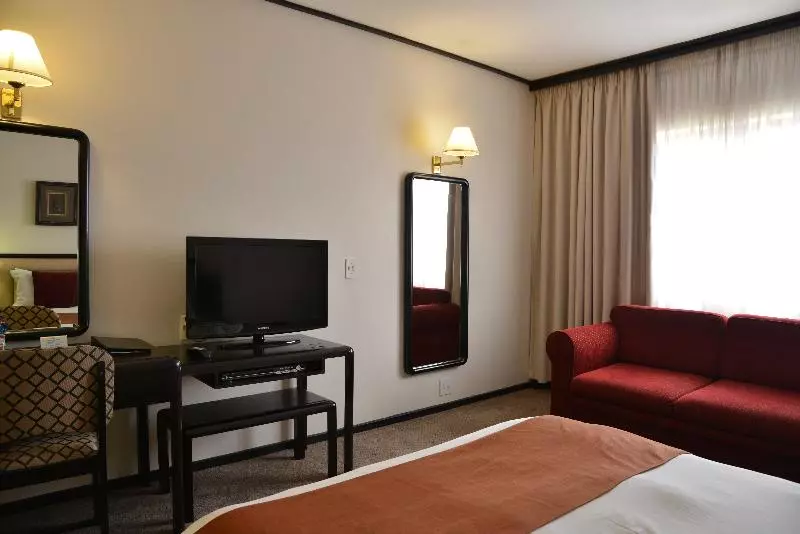 クイーンサイズベッドのスイートルーム, Residence Inn By Marriott Grand Rapids West