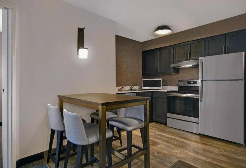 جناح غرفتين نوم, Residence Inn Louisville Airport