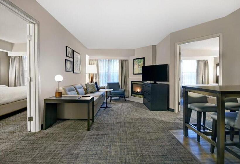 جناح غرفتين نوم, Residence Inn Louisville Airport