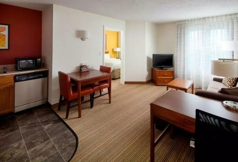سوییت, Sonesta Es Suites Charleston