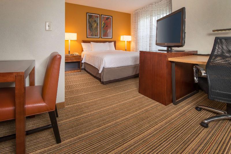 جناح لذوى الاحتياجات الخاصة, Sonesta Es Suites Charleston