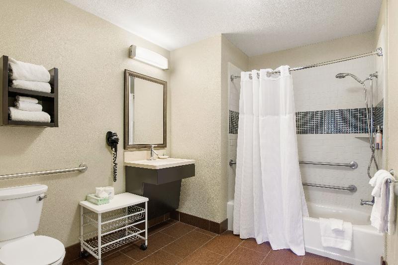 מיטת קינג בסוויטה, Sonesta Es Suites San Diego Rancho Bernardo