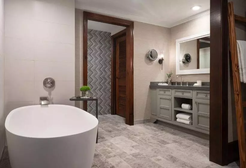 エグゼクティブ スイート、バルコニー付き, The Ritzcarlton Reynolds, Lake Oconee