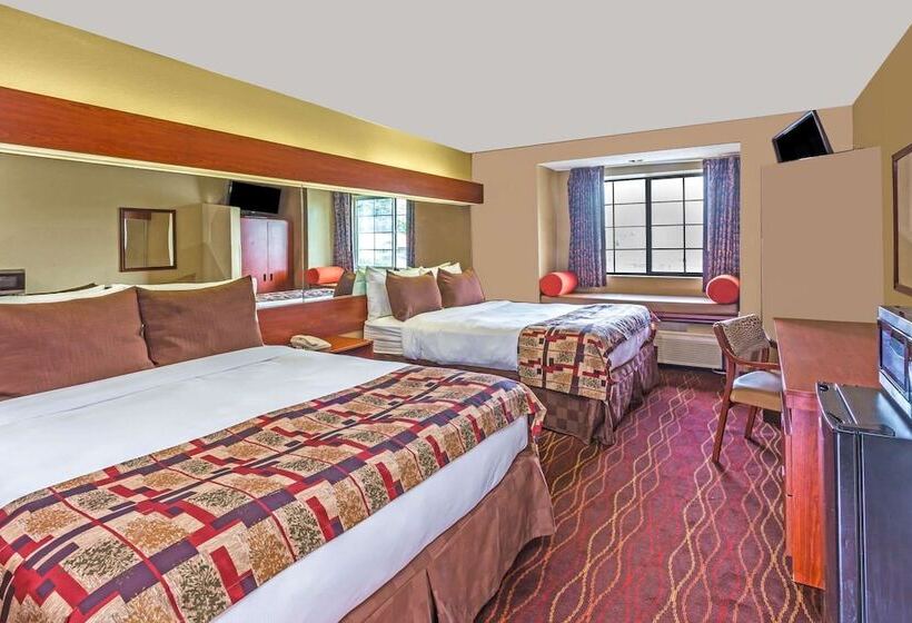 Номер Стандарт 2 Двуспальные Кровати, Microtel Inn & Suites By Wyndham Norcross