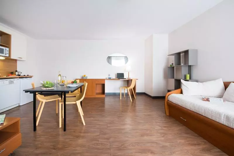 آپارتمان سوپریور 1 خوابه, Comfort Aparthotel Saint Nazaire Les Portes De L Ocean