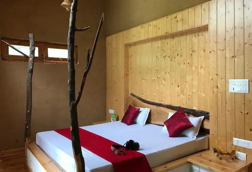 スタンダードルーム, Offbeat Abodes  Tirthan Valley