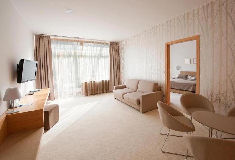 سوئیت با چشمانداز, Spik Alpine