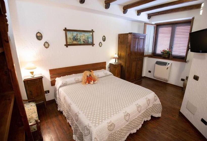 غرفة قياسية, La Casa In Pietra