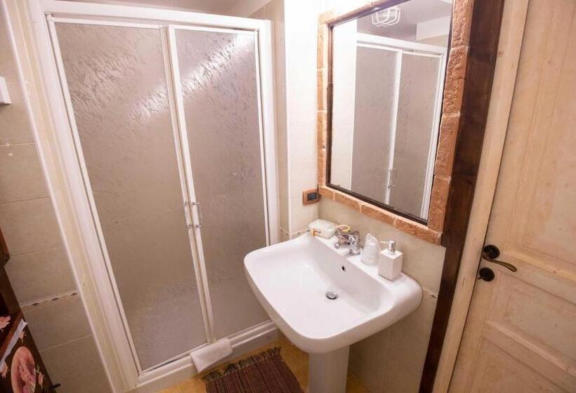 غرفة قياسية مطلة على المدينة, La Casa In Pietra