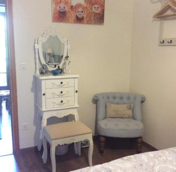 スタンダードルーム, Spruce Lake