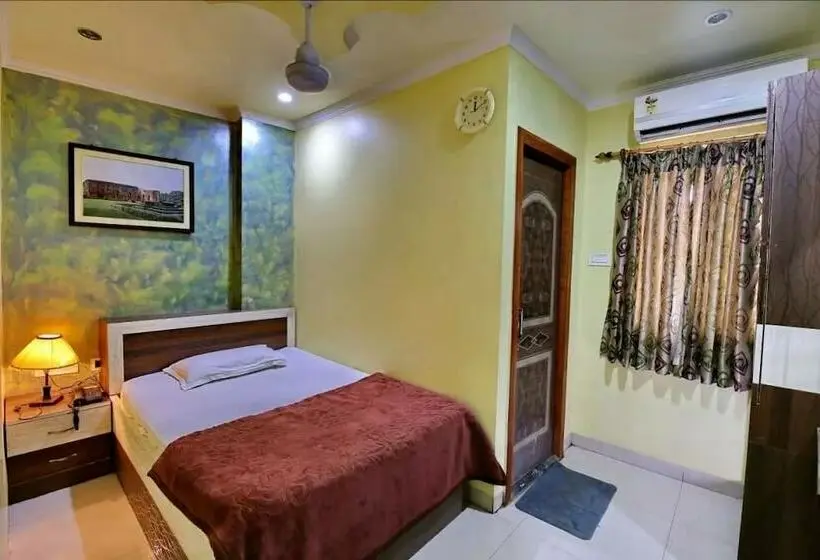 Chambre Standard Individuelle, Gitanjali Malda