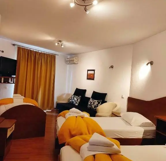 3 Bett Komfort Zimmer, Prvan