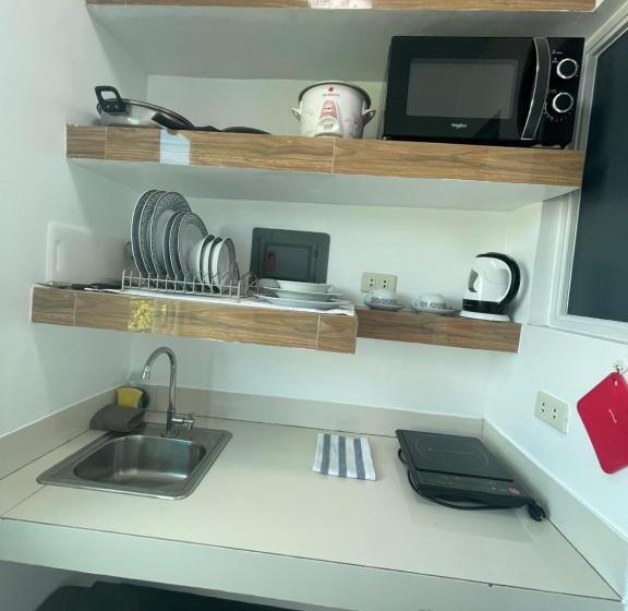 חדר דלוקס עם מרפסת, Italy Condotel Darasa