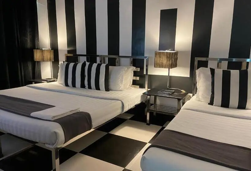 スタンダード4人部屋, Italy Condotel Darasa