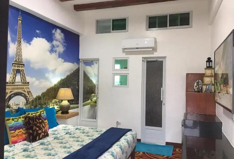 キングサイズベッドのデラックスルーム, Italy Condotel Darasa
