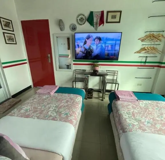 デラックスルーム, Italy Condotel Darasa