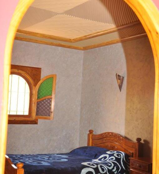 Стандартный внешний трехместный номер с ванной комнатой, La Palmeraie De Massa