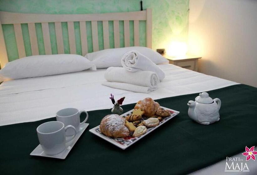 غرفة قياسية ثلاثية, Prati Di Maja B&b