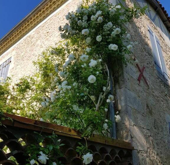 스탠다드 트리플 룸, Propriété Le Monneton