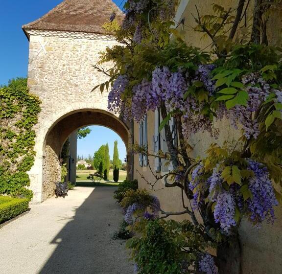 스탠다드 트리플 룸, Propriété Le Monneton