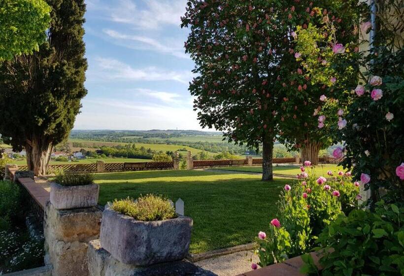 스탠다드 룸, Propriété Le Monneton