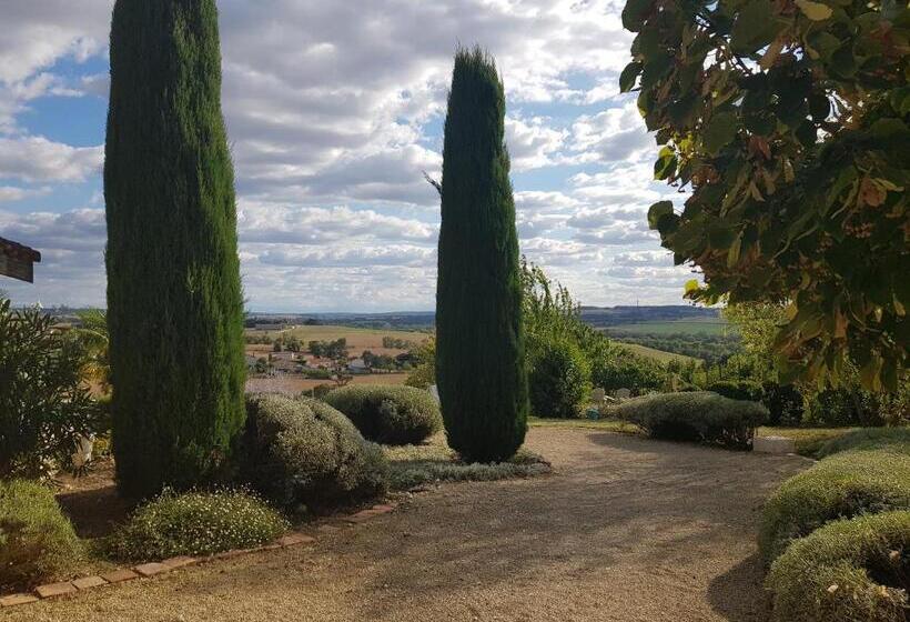 스탠다드 트리플 룸, Propriété Le Monneton