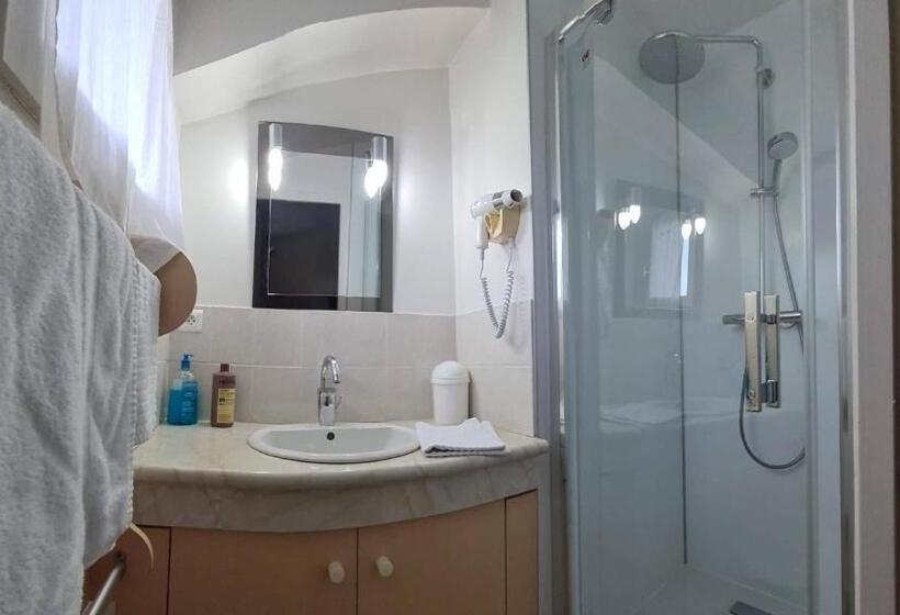 חדר סטנדרט נוף לגינה, Chez Pierre