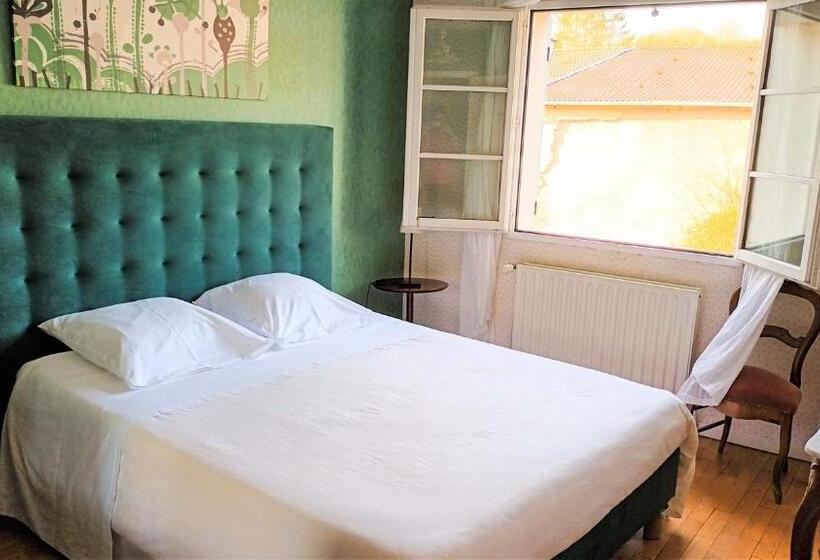 חדר סטנדרט, Chez Pierre