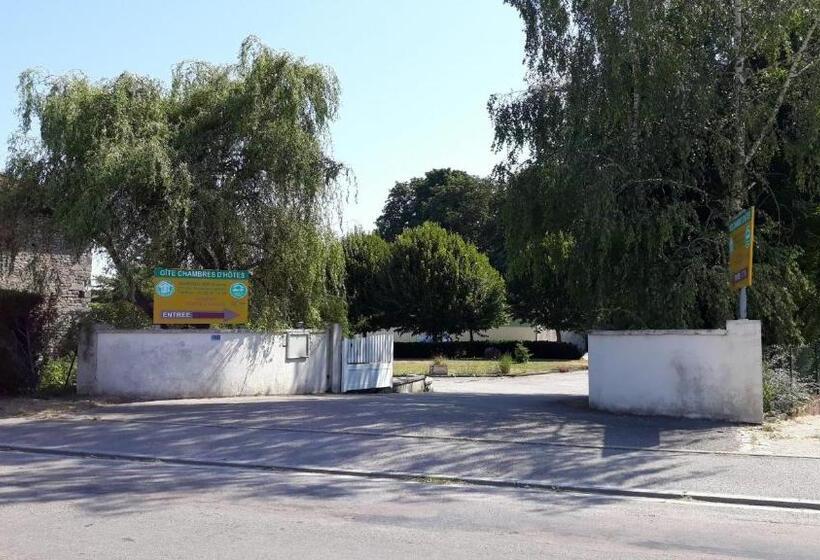 Апартаменты 1 Спальня Вид на Сад, Chez Pierre