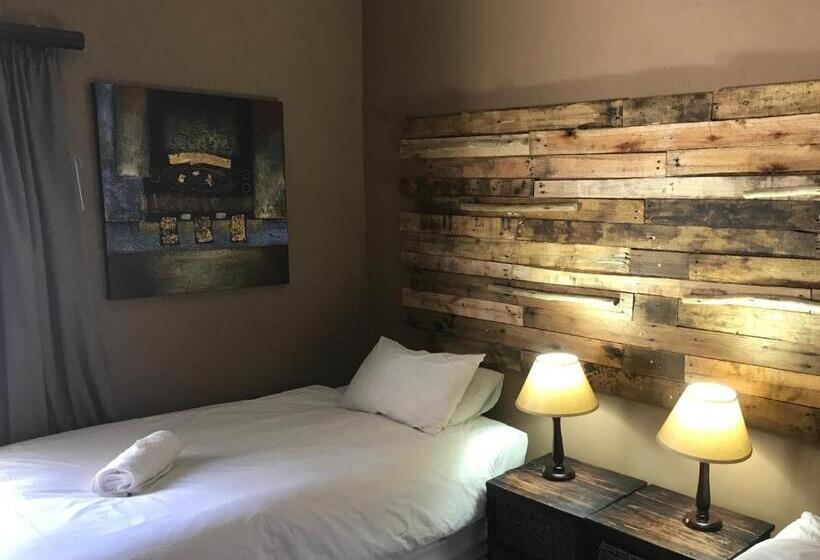 חדר סטנדרט לארבעה, Simoni Guest House