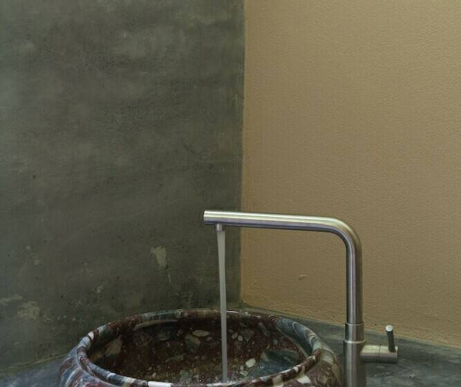 בקתה דלוקס, Ecologic Thailand