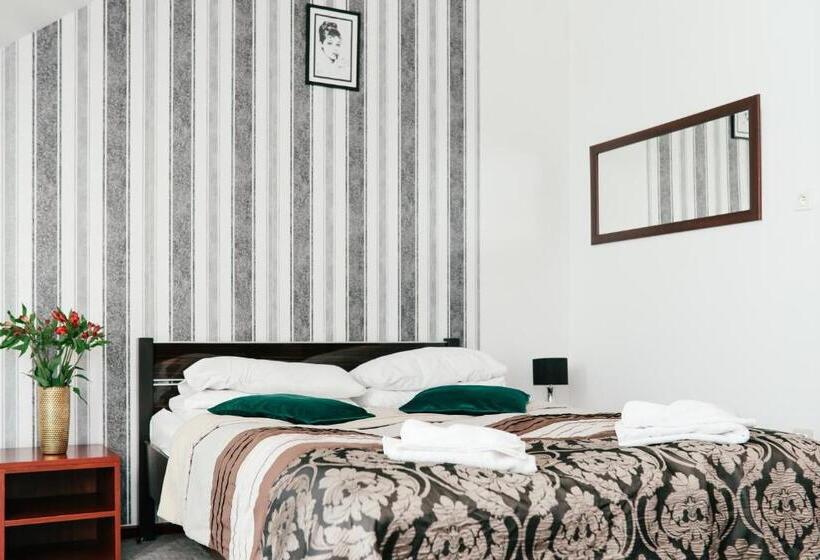 חדר דלוקס, Złotogórski