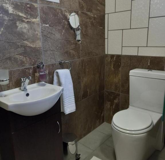 スーペリアースイート, Linda Se Dop