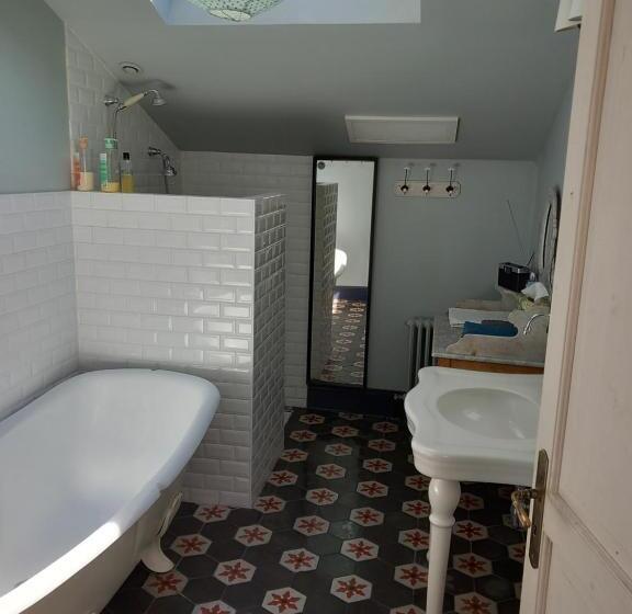 Номер Basic, Maison Auctoire