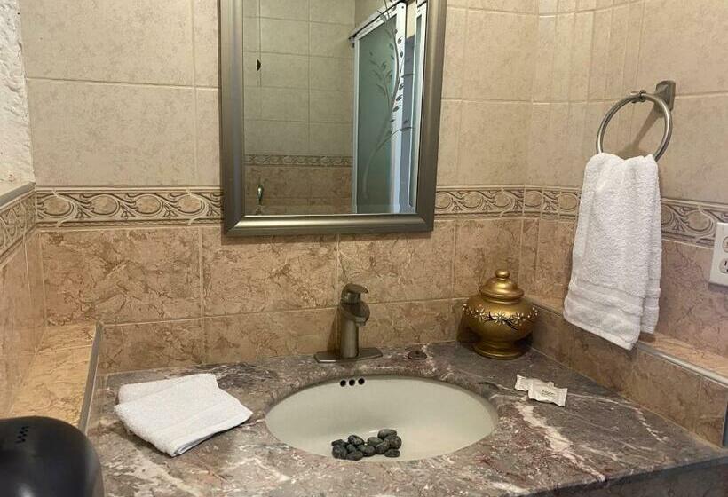 غرفة عائلية, Huerta Don Felipe