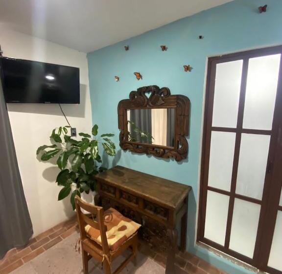 جناح ديلوكس سرير كينج, Huerta Don Felipe