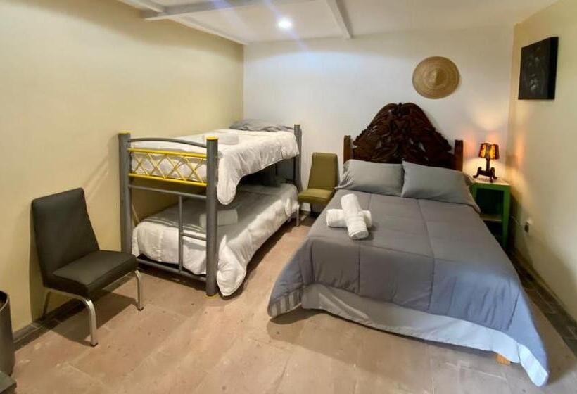 بنجلو عائلى, Huerta Don Felipe