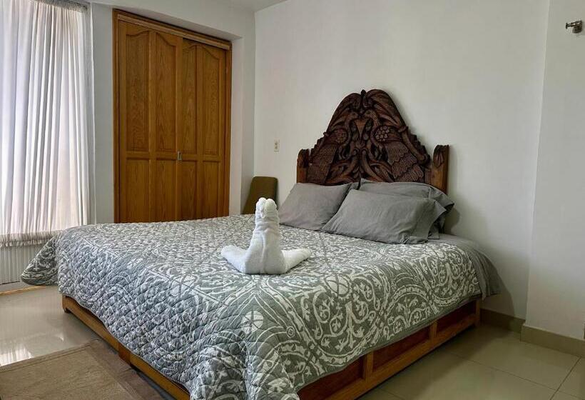 غرفة قياسية ثلاثية, Huerta Don Felipe