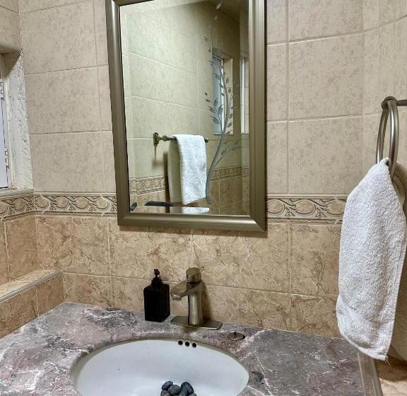 غرفة قياسية ثلاثية, Huerta Don Felipe