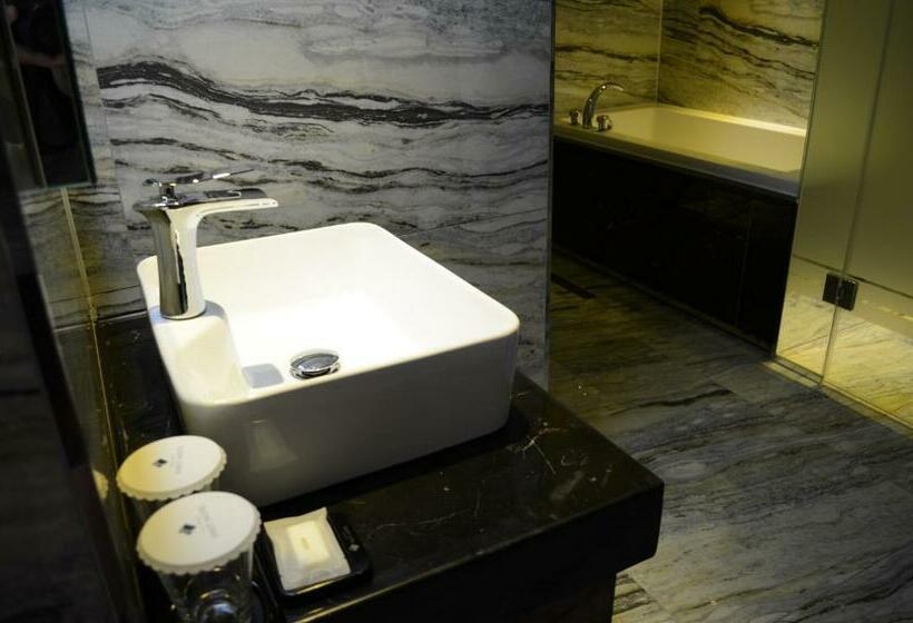 Standaardkamer met Jacuzzi, First