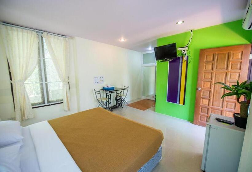 标准间, Poomvarin Resort