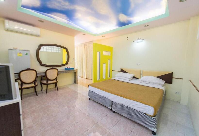 标准间, Poomvarin Resort