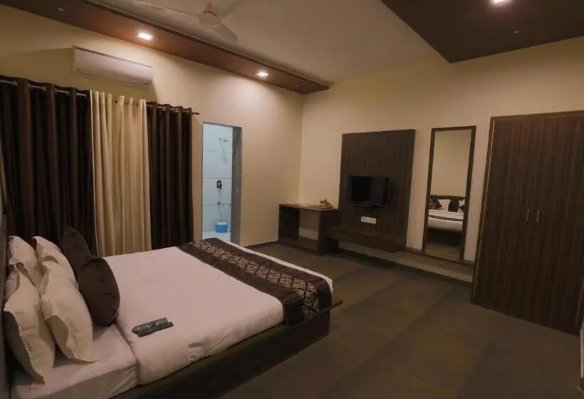 デラックスルーム, Vishal Lords Inn Gir Forest