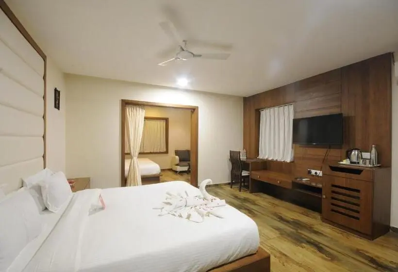 キングサイズベッドのデラックスルーム, Vishal Lords Inn Gir Forest