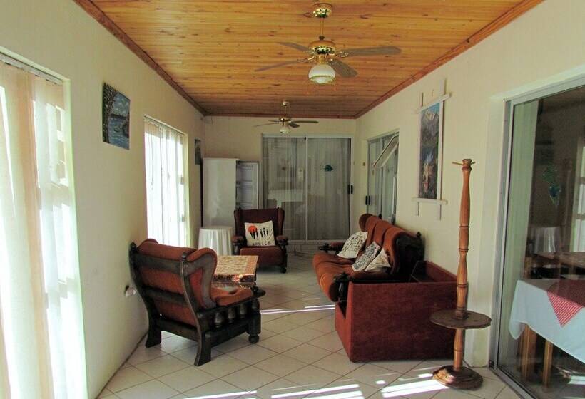 ファミリールーム, Blue Horizon Bay Guest House