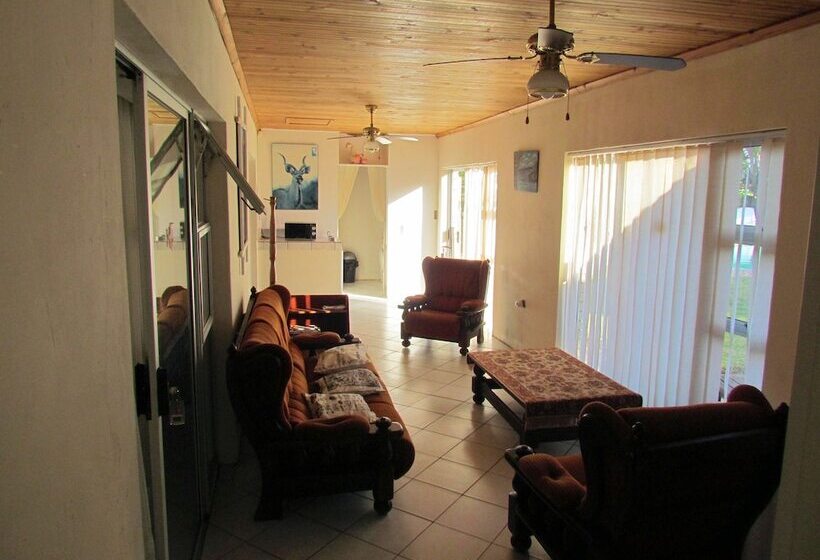 Номер Стандарт Вид на Сад, Blue Horizon Bay Guest House