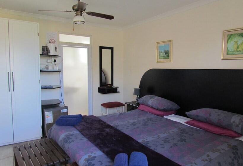 キングサイズベッドのスタンダードルーム, Blue Horizon Bay Guest House