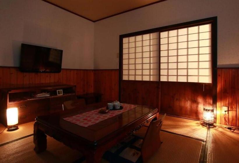 标准三人间, Kominkanoyado Tarumizu