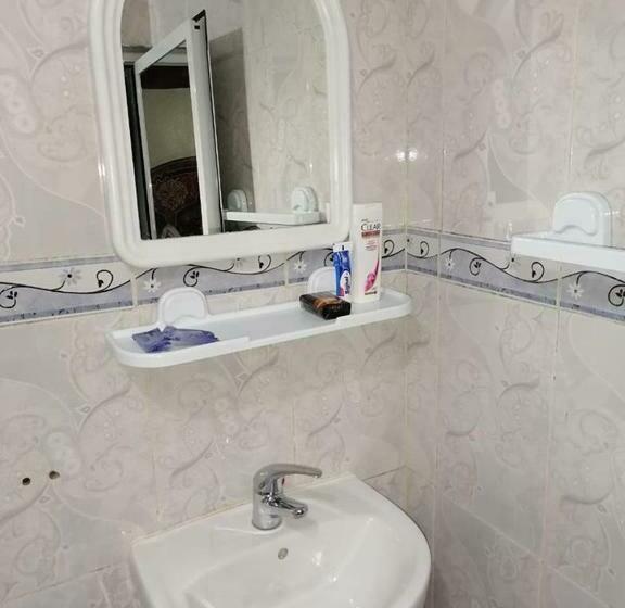 اتاق استاندارد, Abi Khancha