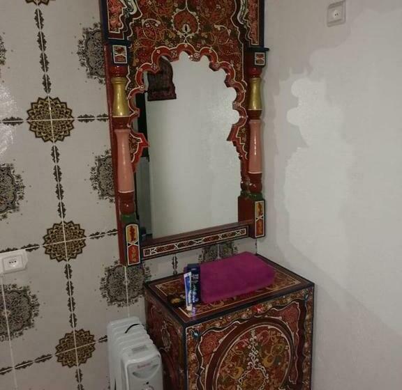 اتاق استاندارد, Abi Khancha